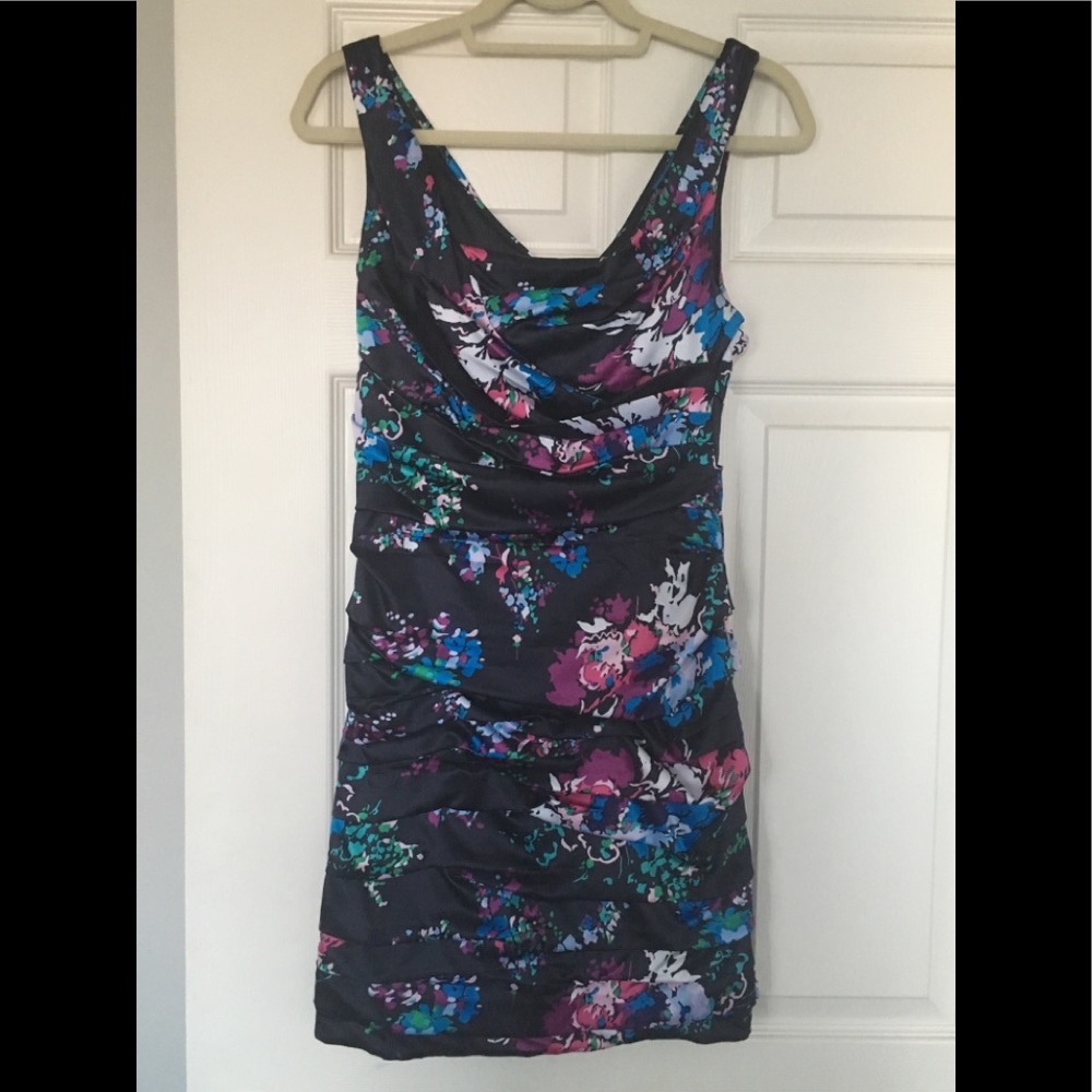 Express Navy floral ruched dress 4